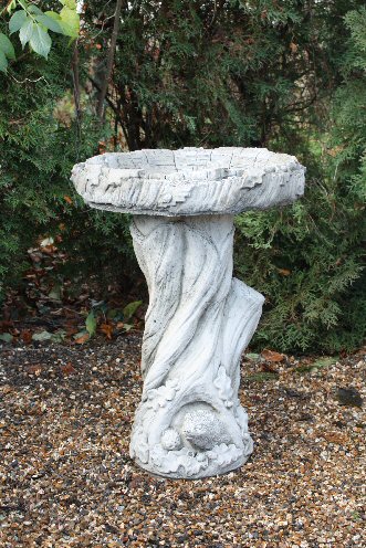 KBB92 Large Woodland Bird Bath